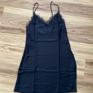 NWT Black Victoria’s Secret lace draped slip